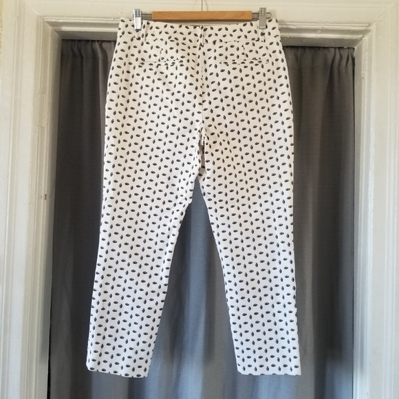 Ann Taylor | Pineapple Print Pants - Picture 2 of 7